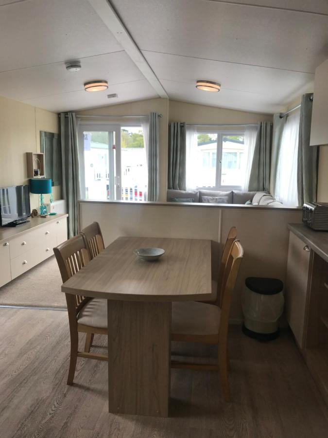 Hoburne Escape Near Christchurch Mudeford