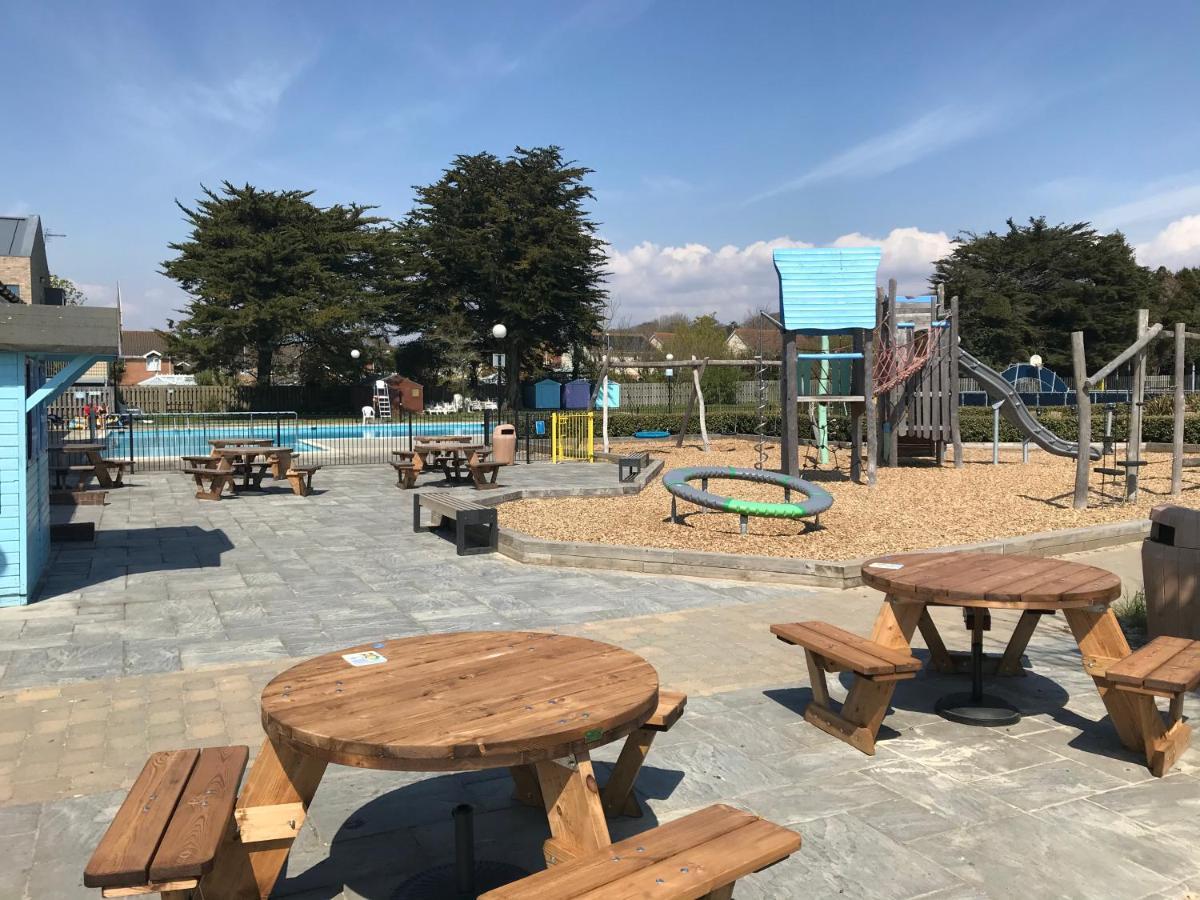 Hoburne Escape Near Christchurch * Mudeford